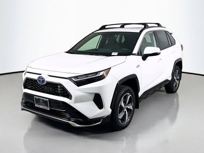 Used 2023 Toyota RAV4 SE w/ Weather & Moonroof Package