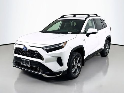 Used 2023 Toyota RAV4 SE w/ Weather & Moonroof Package AWD/4WD image 1
