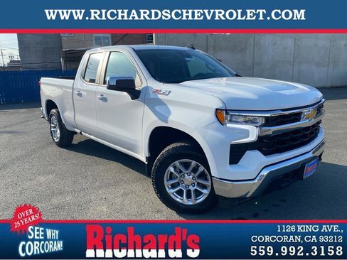 Used 2025 Chevrolet Silverado 1500 LT image 1