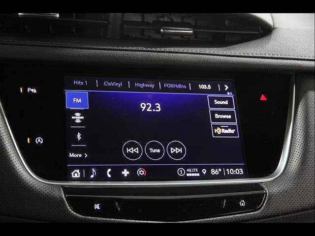 Certified 2025 Cadillac XT5 Luxury w/ LPO, Floor Liner Package AWD/4WD image 10