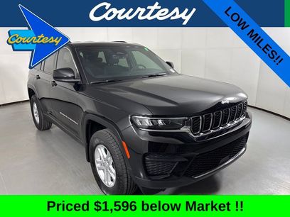 Used 2025 Jeep Grand Cherokee Laredo w/ MOPAR Finishing Package