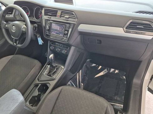 Used 2018 Volkswagen Tiguan S FWD image 18