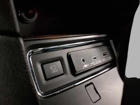 New 2026 Subaru Ascent Bronze Edition w/ Popular Package #2 image 6