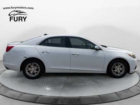 Used 2014 Chevrolet Malibu LS FWD image 2
