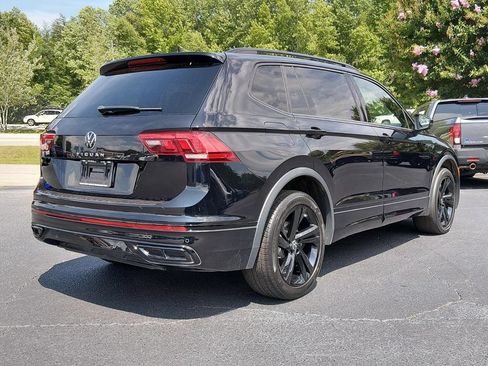 Used 2023 Volkswagen Tiguan SE R-Line FWD image 4