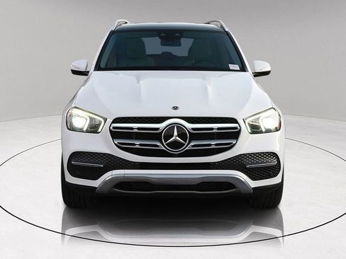 Certified 2022 Mercedes-Benz GLE 450 4MATIC image 2