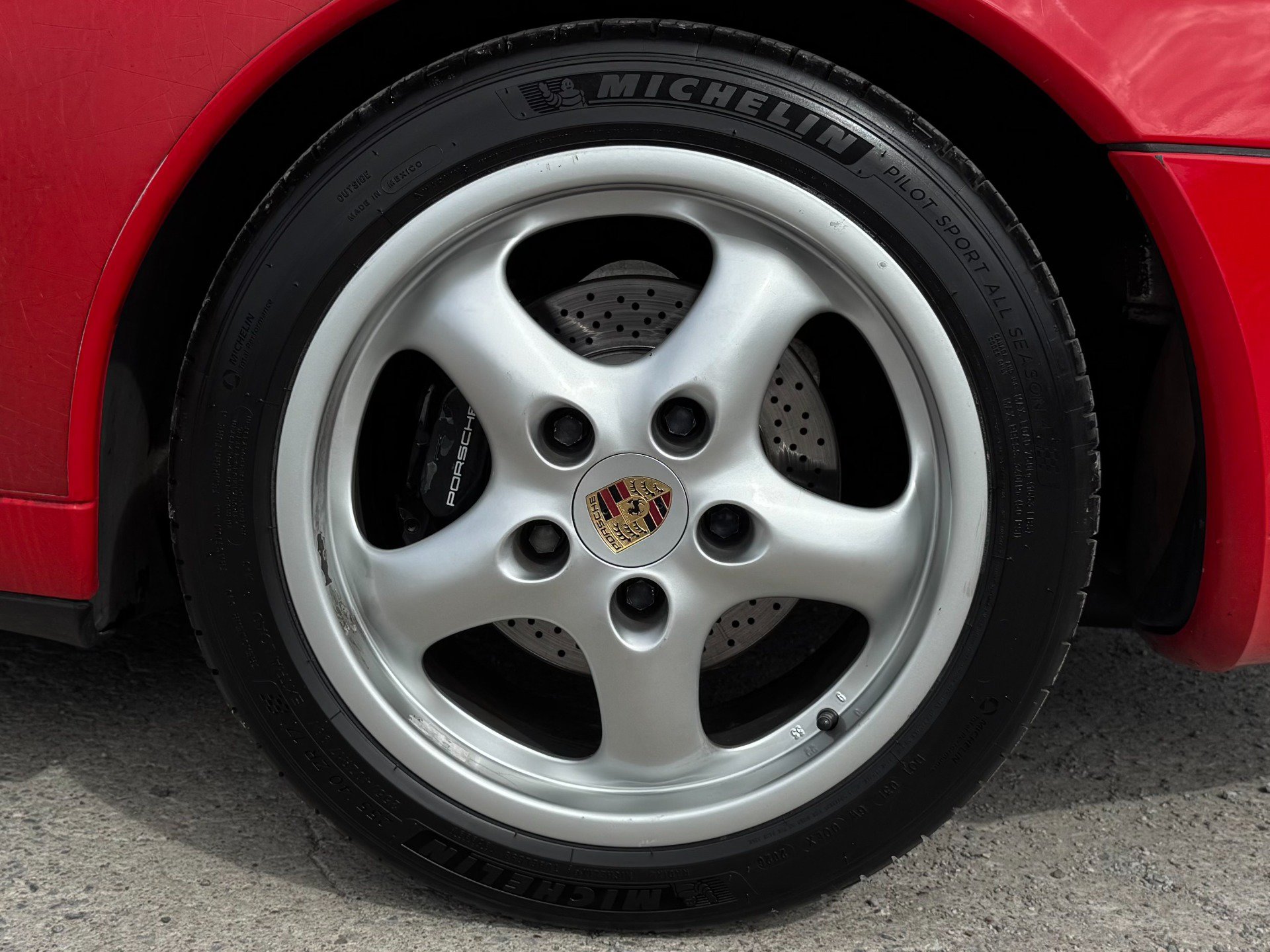 Used 1997 Porsche 911 Carrera RWD image 50