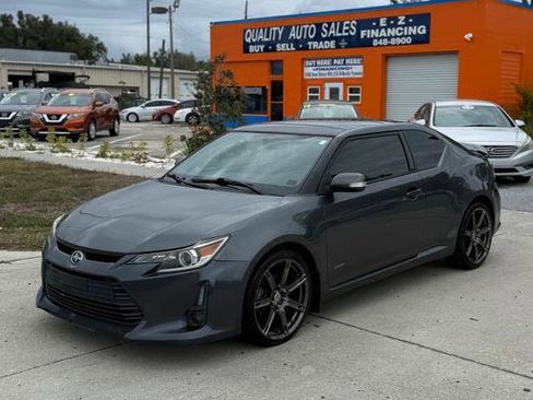 Used 2014 Scion tC image 2