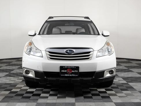 Used 2012 Subaru Outback 2.5i Premium w/ All-Weather Pkg AWD/4WD image 12