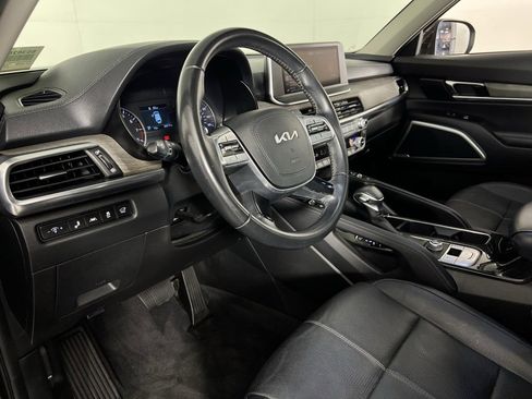 Used 2022 Kia Telluride EX w/ Towing Package image 24