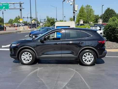 Used 2025 Ford Escape Active AWD/4WD image 2