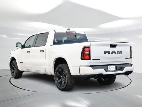New 2026 RAM 1500 4x4 Crew Cab image 2