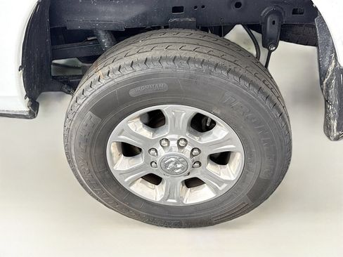 Used 2023 RAM 2500 Big Horn w/ Level 1 Equipment Group AWD/4WD image 6