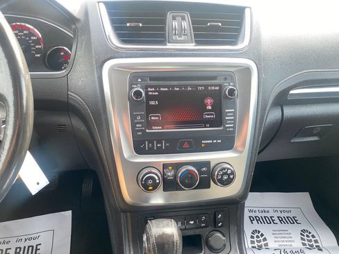 Used 2014 GMC Acadia SLE FWD image 16