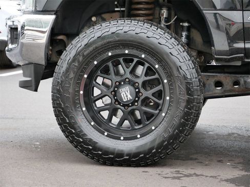 Used 2017 Ford F250 Lariat w/ Lariat Ultimate Package image 9