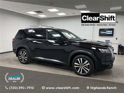 Used 2025 Nissan Pathfinder Platinum