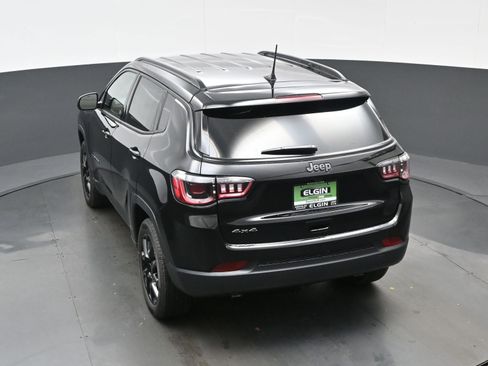 New 2026 Jeep Compass Latitude AWD/4WD image 20