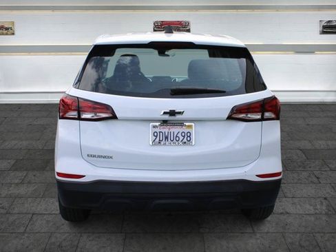 Used 2022 Chevrolet Equinox LS FWD image 7