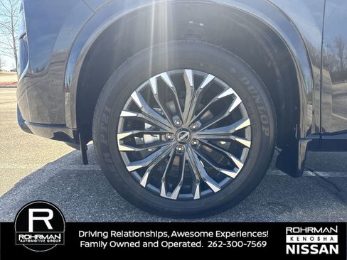 Used 2025 Nissan Rogue Platinum w/ Platinum Premium Package AWD/4WD image 9