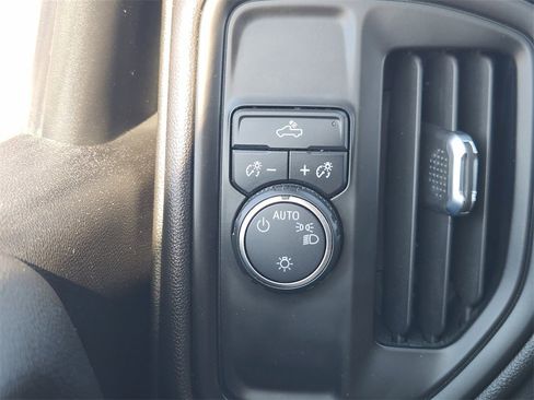 Used 2022 Chevrolet Silverado 2500 W/T w/ WT Fleet Convenience Package image 22