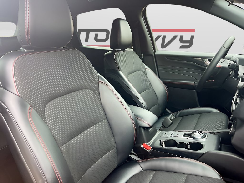 Used 2025 Ford Escape ST-Line AWD/4WD image 26