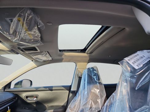 New 2026 Honda HR-V EX-L image 8