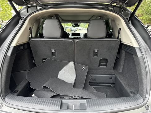 Used 2024 Acura MDX FWD image 19