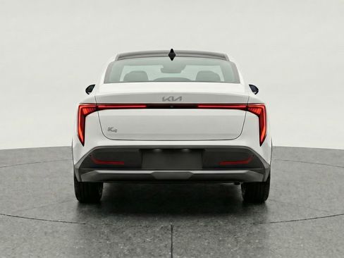 Used 2025 Kia K4 FWD image 7