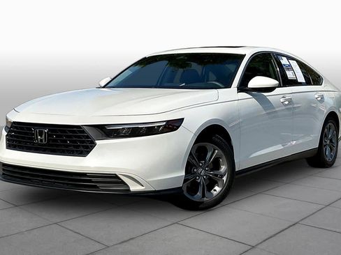 Used 2023 Honda Accord EX image 1