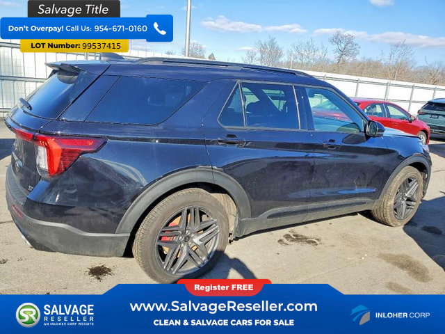Used 2025 Ford Explorer ST w/ Sun And Sound Package AWD/4WD image 4