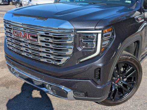 Used 2024 GMC Sierra 1500 Denali w/ Denali Reserve Package image 13
