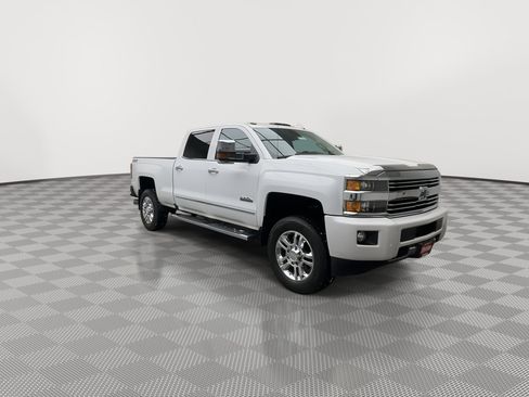Used 2016 Chevrolet Silverado 2500 High Country w/ Duramax Plus Package image 37