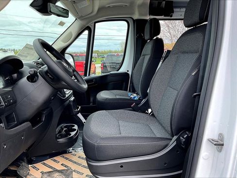 New 2024 RAM ProMaster 2500 w/ Safety Group FWD image 11