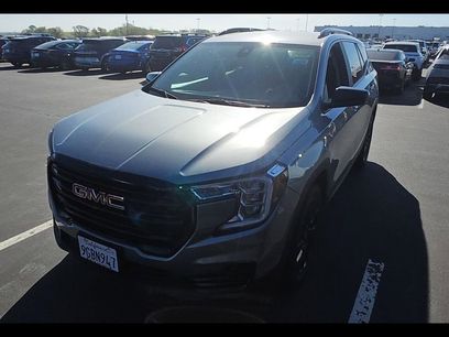 Used 2023 GMC Terrain SLE w/ Elevation Edition