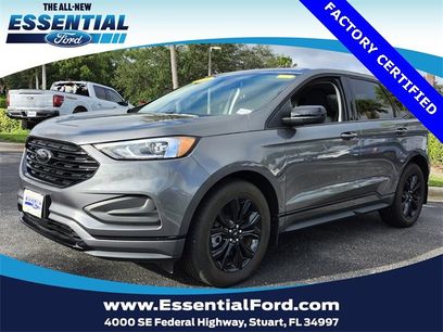 Used 2024 Ford Edge SE w/ Black Appearance Package