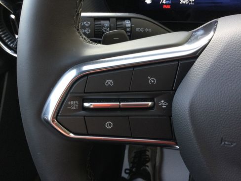 New 2026 Chevrolet Equinox LT image 14