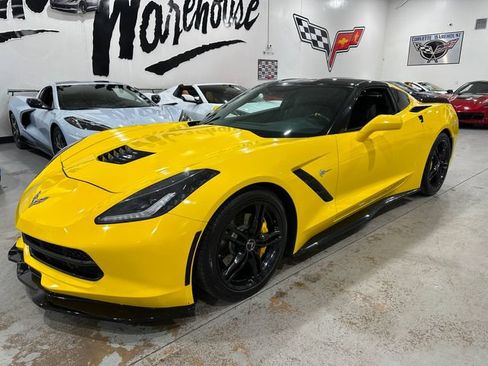 Used 2016 Chevrolet Corvette Stingray Coupe RWD image 25