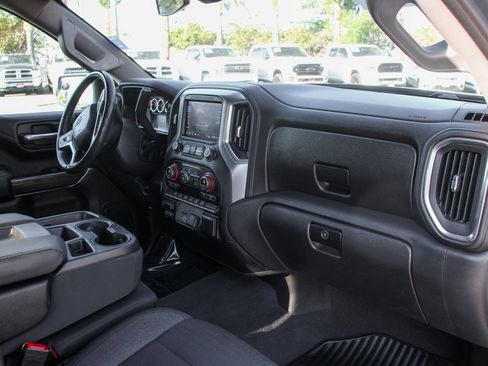 Used 2020 Chevrolet Silverado 1500 LT w/ All-Star Edition image 32