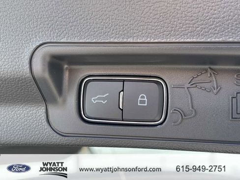 New 2026 Ford Explorer Active RWD image 13