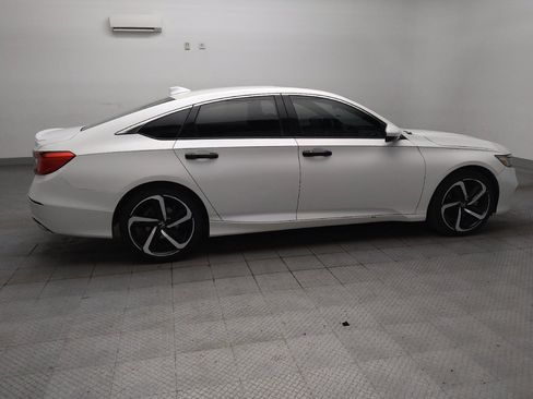 Used 2020 Honda Accord Sport image 10