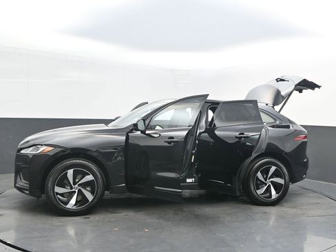 Certified 2026 Jaguar F-PACE R-Dynamic S image 38