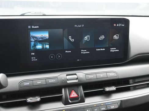Used 2025 Kia K4 FWD image 15