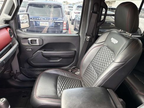 Used 2021 Jeep Wrangler Unlimited Rubicon AWD/4WD image 14