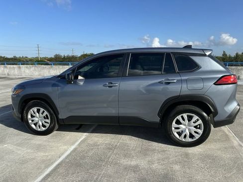 Used 2024 Toyota Corolla Cross L image 40