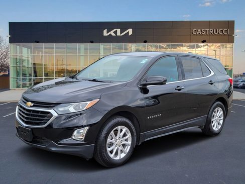 Used 2019 Chevrolet Equinox LT image 2