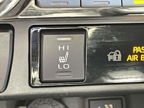 Used 2023 Toyota RAV4 SE w/ SE Grade Weather Package image 28