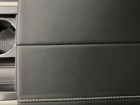 Used 2025 Lincoln Nautilus Premier w/ Equipment Group 102A AWD/4WD image 20