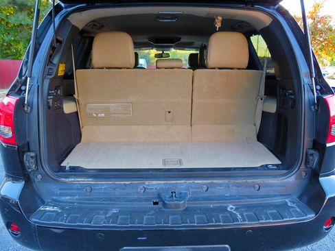 Used 2013 Toyota Sequoia Platinum image 42