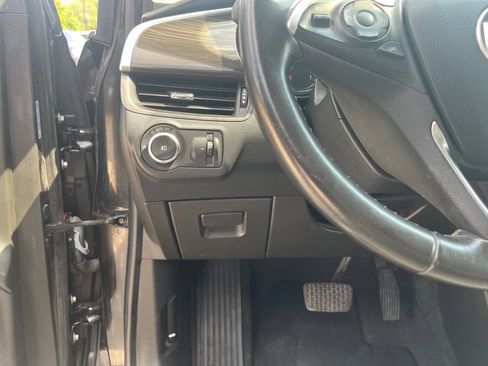 Used 2020 Buick Envision Preferred FWD image 23
