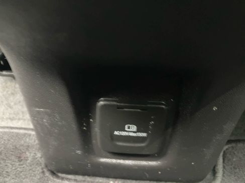 Used 2022 GMC Terrain SLE w/ Driver Convenience Package image 37